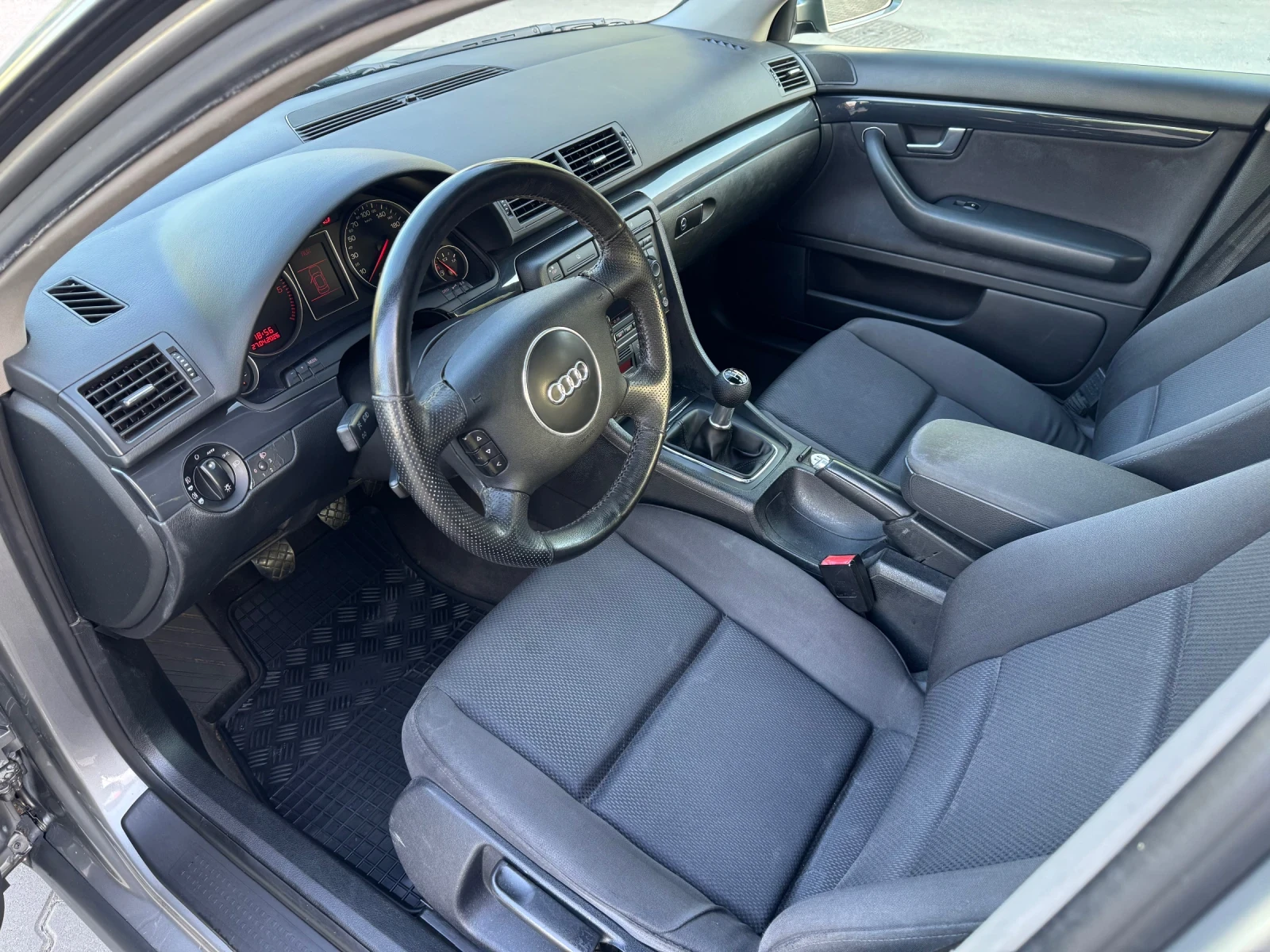 Audi A4, снимка 8 - Автомобили и джипове - 54346866