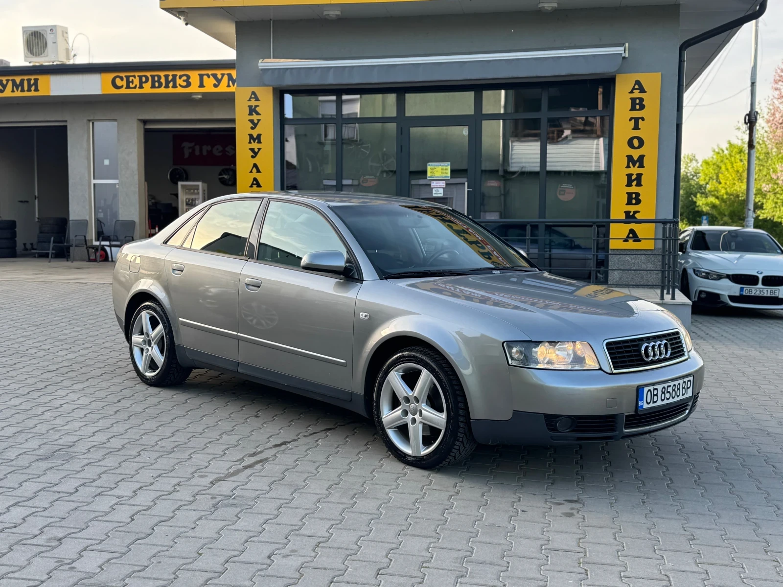 Audi A4, снимка 3 - Автомобили и джипове - 54346866