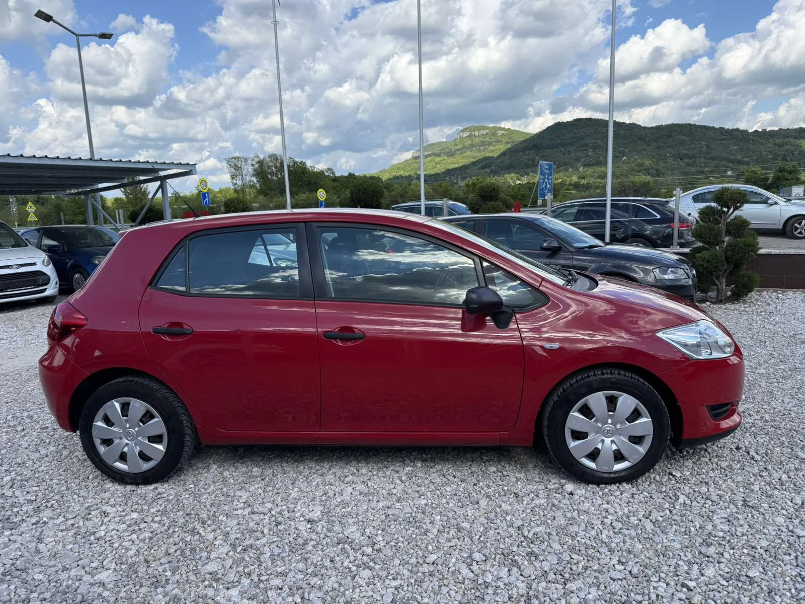 Toyota Auris 1.3 ������ ! ! ������ 99000 �� ! ! �������� | Mobile.bg � ����������� 2