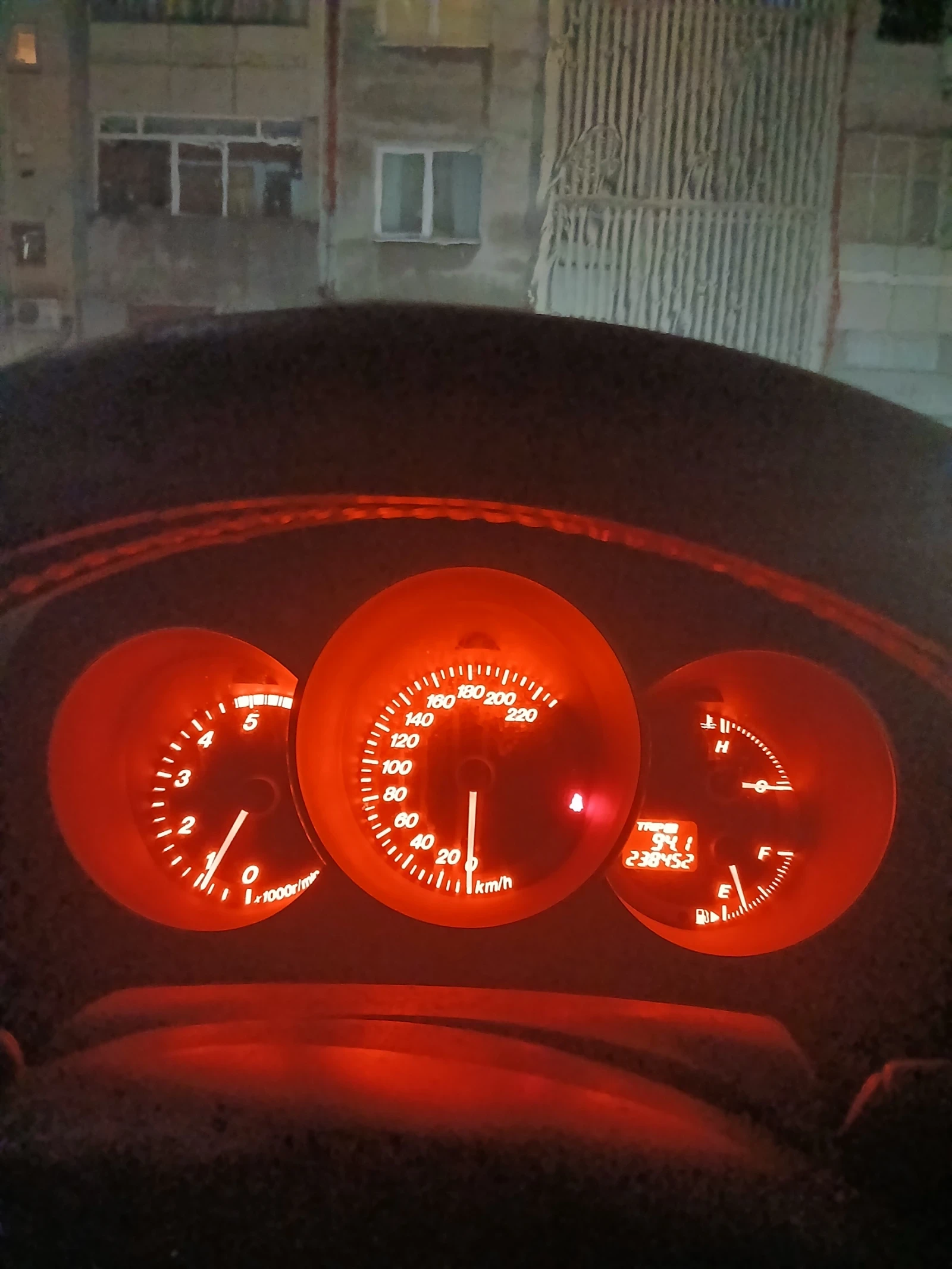 Mazda 3, снимка 8 - Автомобили и джипове - 54586669