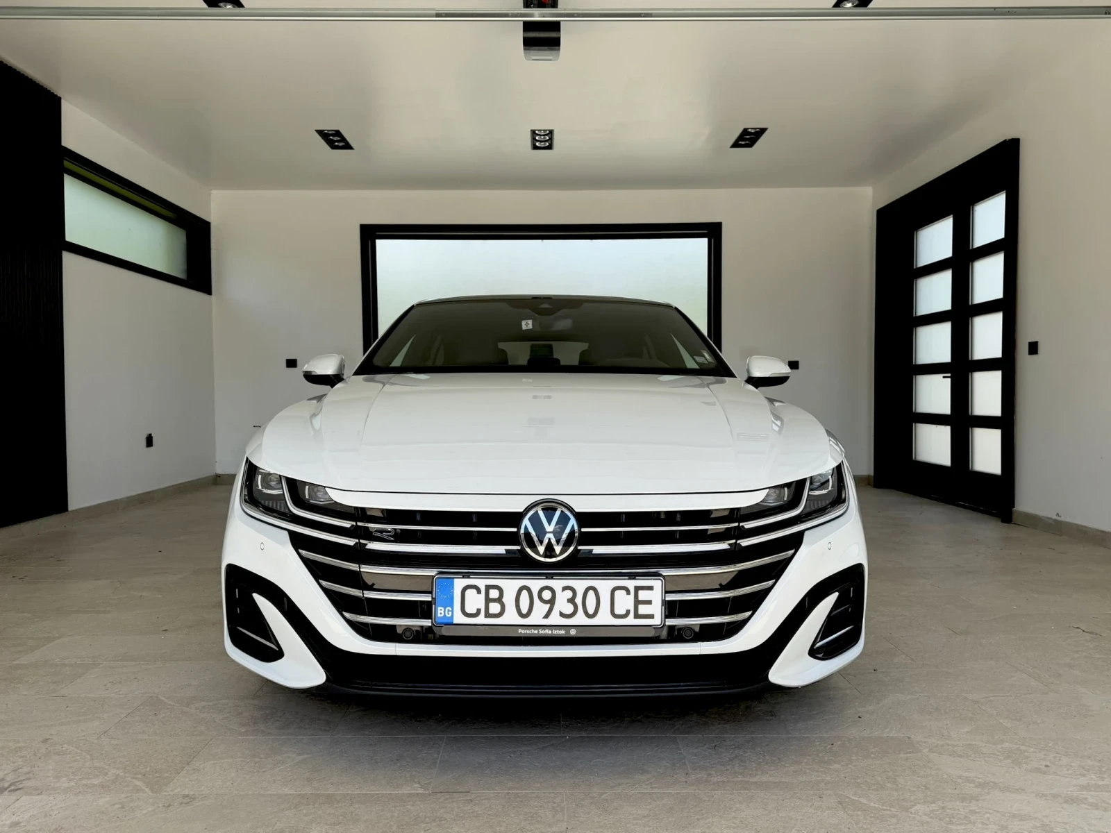 VW Arteon  2.0 TDI R-Line 4 Motion ГАРАНЦИЯ, снимка 2 - Автомобили и джипове - 54672202