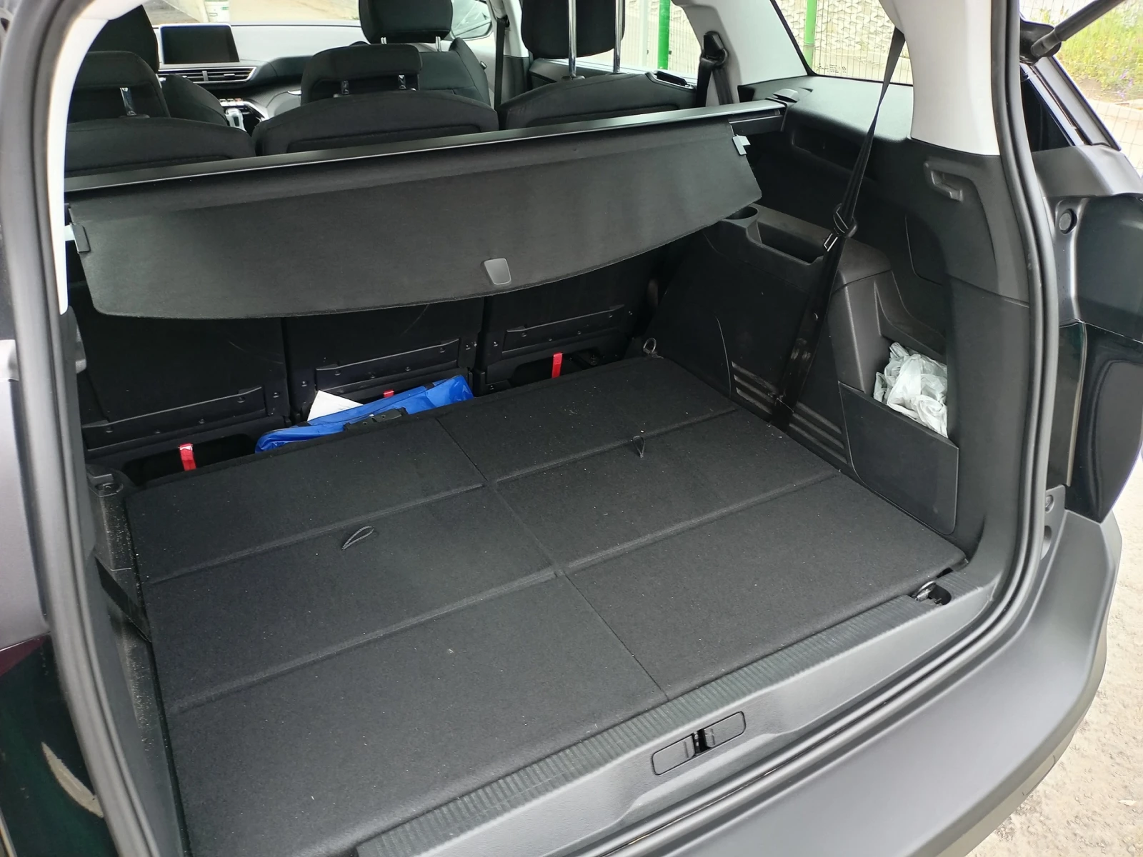Peugeot 5008 1.5 BlueHDi (130 Hp), снимка 10 - Автомобили и джипове - 54746064