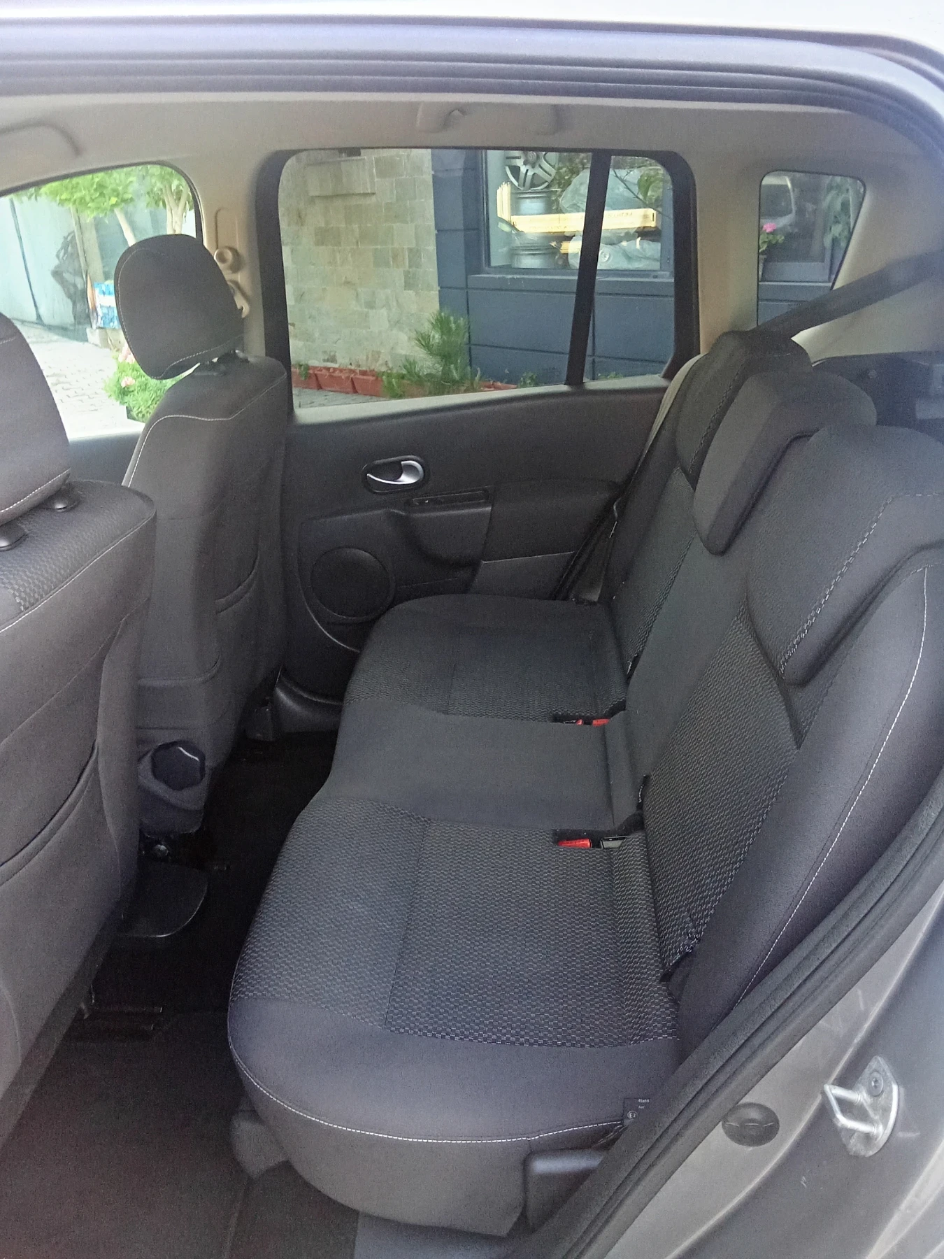 Renault Modus 1.6i, автоматик, снимка 7 - Автомобили и джипове - 54783288