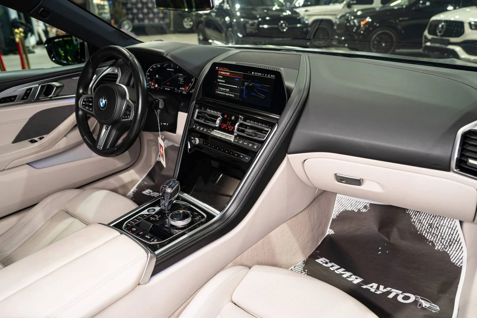 BMW 850 I XDRIVE CABRIO LED SWAROVSKI H&K ЛИЗИНГ 100%, снимка 14 - Автомобили и джипове - 55674499