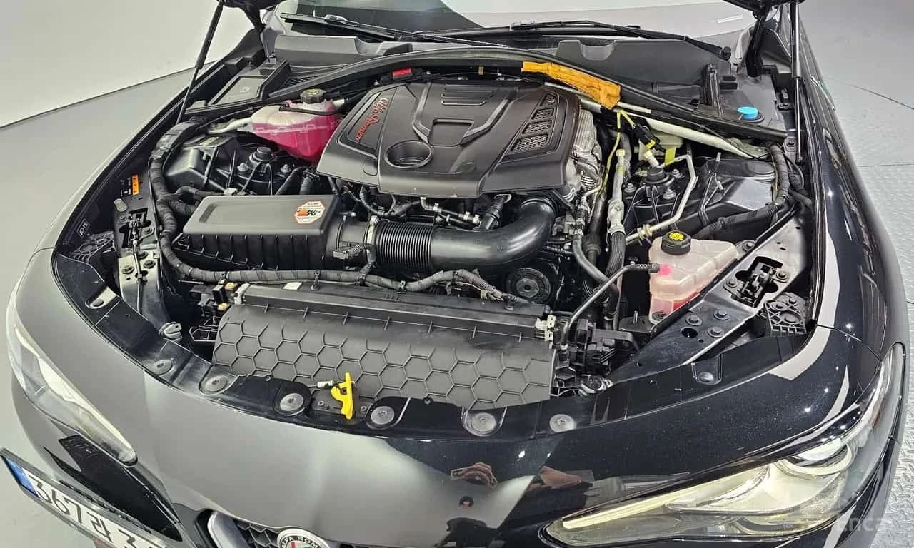 Alfa Romeo Giulia * 2.0 * ЦЕНА ДО БГ, снимка 6 - Автомобили и джипове - 56268876
