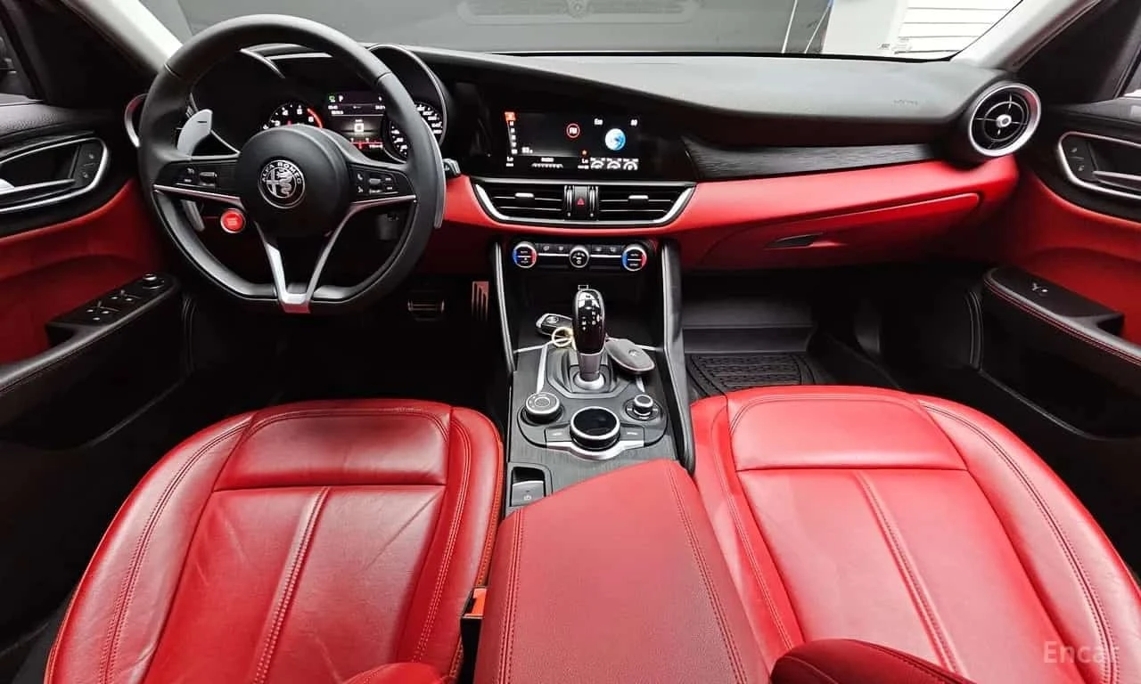 Alfa Romeo Giulia * 2.0 * ЦЕНА ДО БГ, снимка 7 - Автомобили и джипове - 56268876