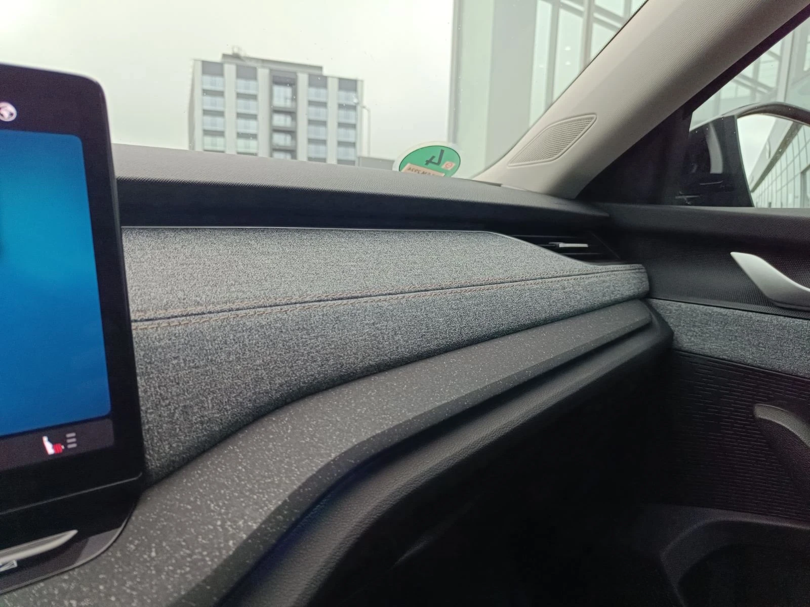 Skoda Octavia Combi Tour 2.0 TDI DSG, снимка 10 - Автомобили и джипове - 56734239
