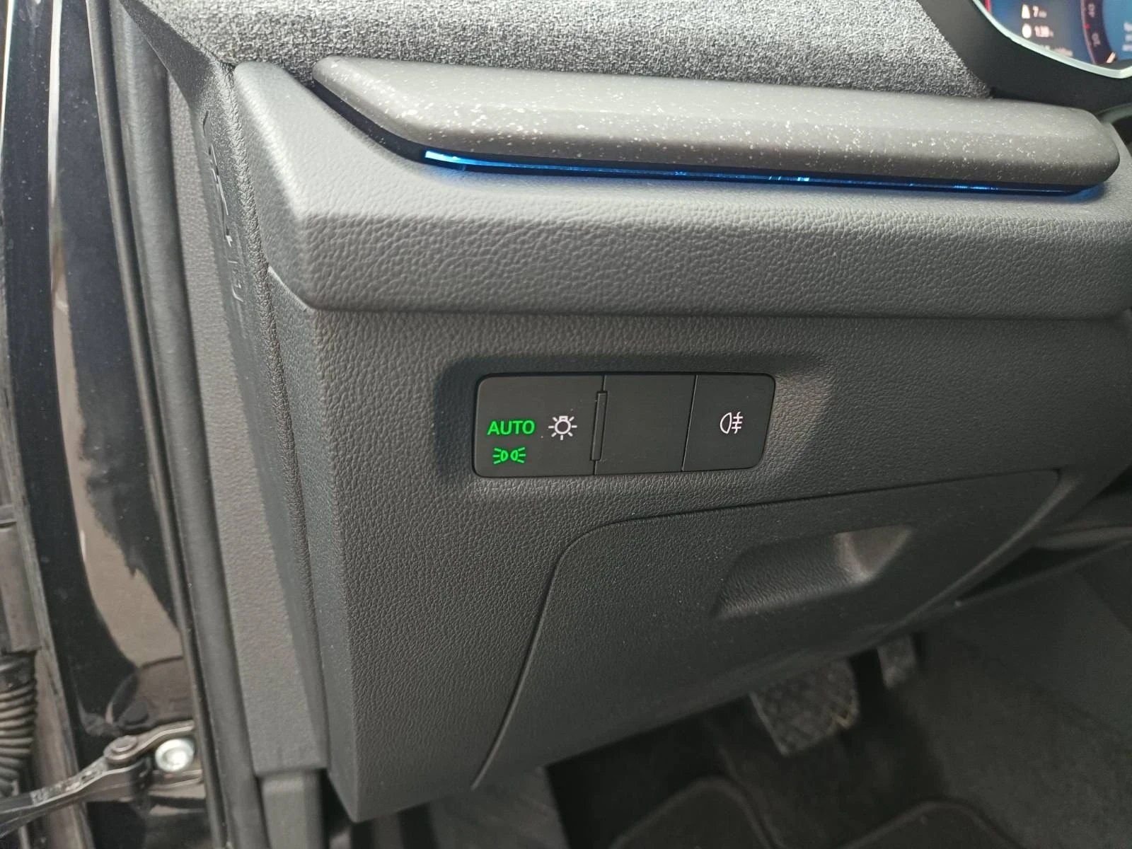 Skoda Octavia Combi Tour 2.0 TDI DSG, снимка 12 - Автомобили и джипове - 56734239