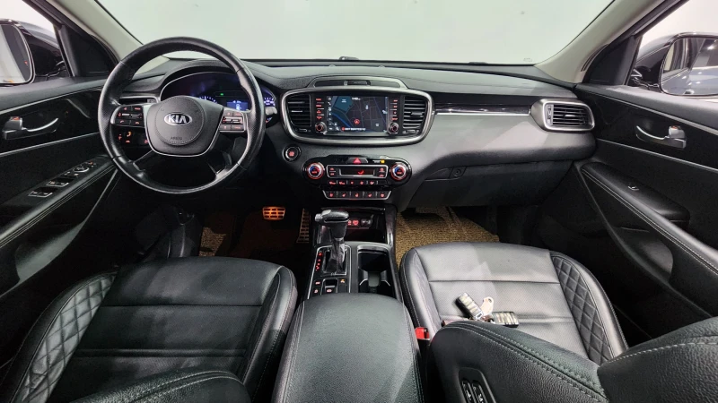 Kia Sorento 2.2 4Wd Master, снимка 5 - Автомобили и джипове - 48879662