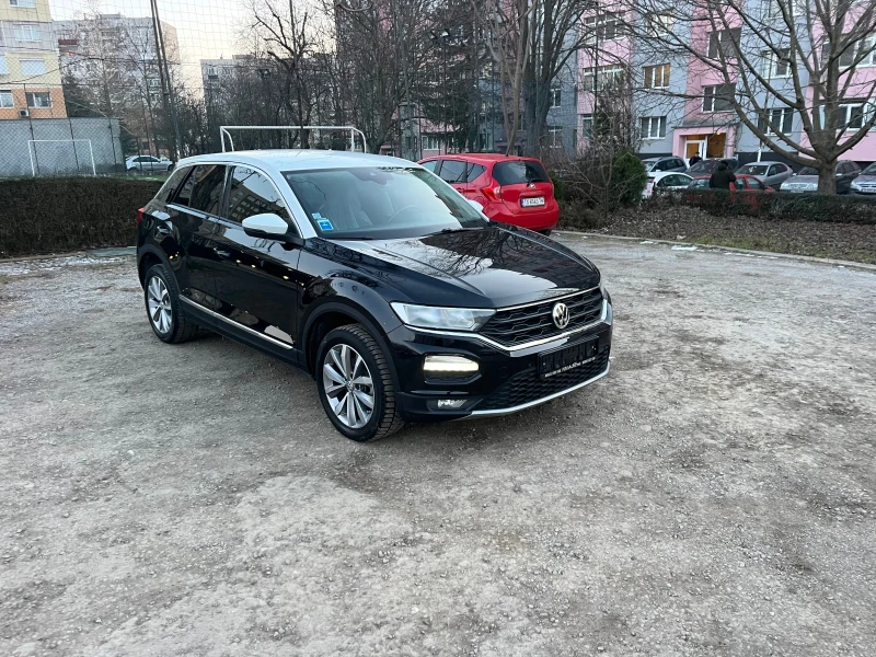 VW T-Roc 1.6 TDI, снимка 2 - Автомобили и джипове - 49230157