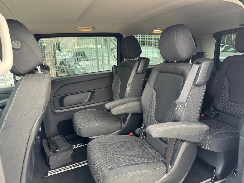 Mercedes-Benz EQV 300 Long , снимка 6 - Автомобили и джипове - 51065755