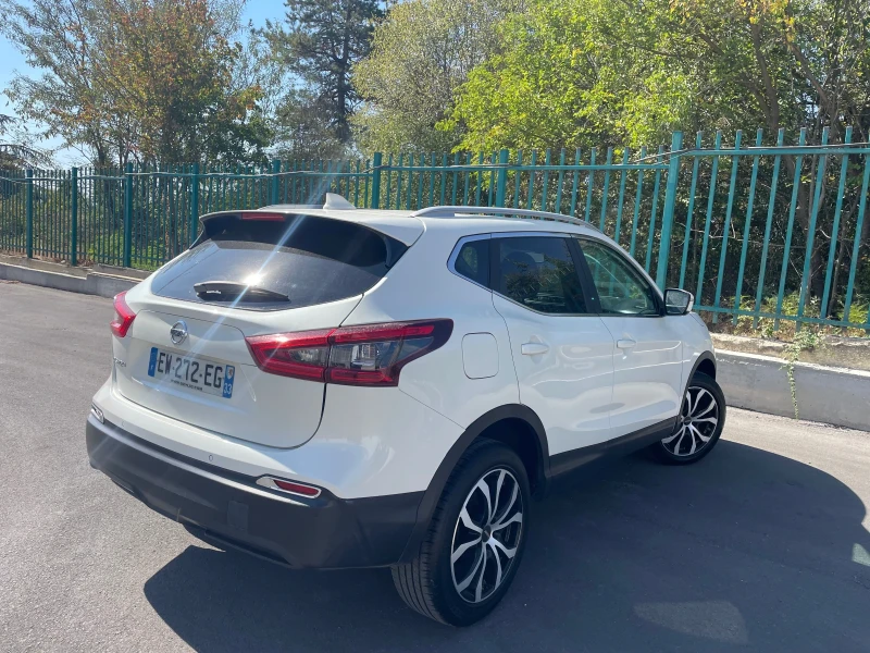 Nissan Qashqai Benz  automat , снимка 5 - Автомобили и джипове - 52515859