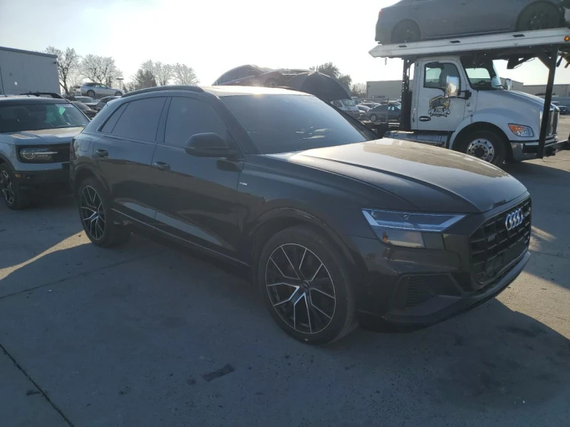 Audi Q8 PREMIUM PLUS* S-LINE* QUATTRO* 360* DIGITAL* , снимка 4 - Автомобили и джипове - 52727144