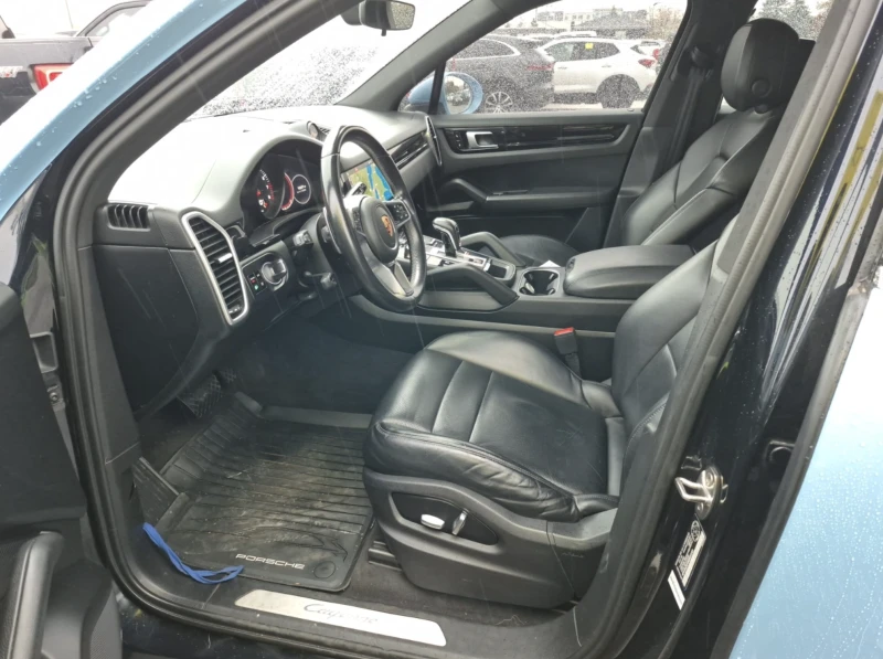 Porsche Cayenne * ПРОМО ЦЕНА ПЪТУВА КЪМ БЪЛГАРИЯ* , снимка 5 - Автомобили и джипове - 52773347
