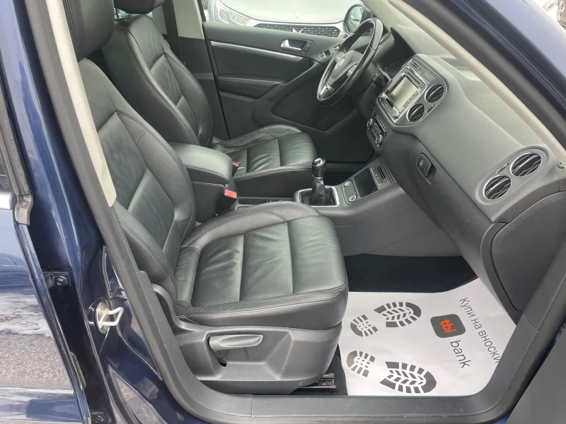 VW Tiguan 2.0 TDi 170hp Full Options, снимка 14 - Автомобили и джипове - 53363152