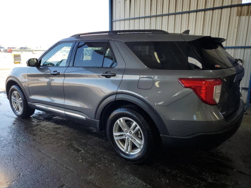 Ford Explorer XLT* ДИСТРОНИК* КОЖА* ПОДГРЕВИ* , снимка 2 - Автомобили и джипове - 53446753