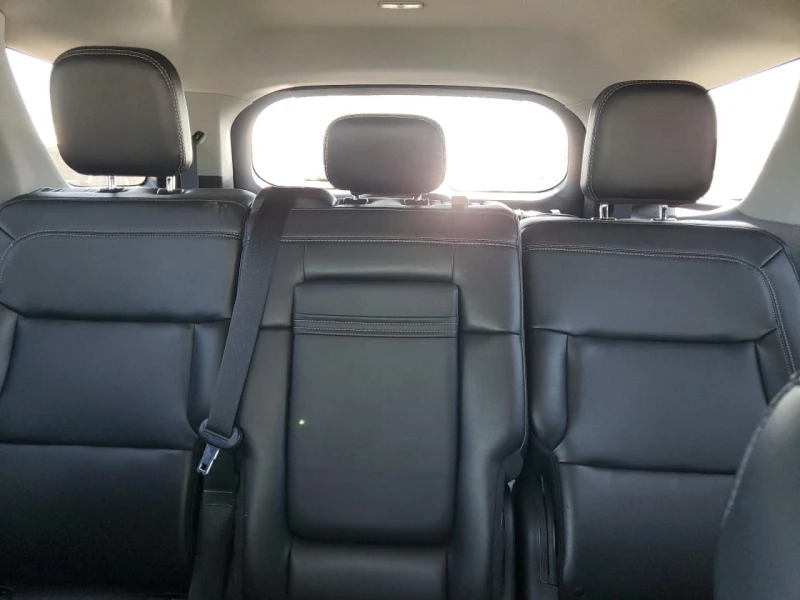 Ford Explorer XLT* ДИСТРОНИК* КОЖА* ПОДГРЕВИ* , снимка 10 - Автомобили и джипове - 53446753