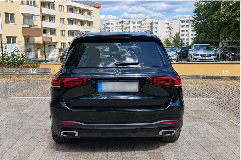 Mercedes-Benz GLS580 AMG, снимка 3 - Автомобили и джипове - 56312945