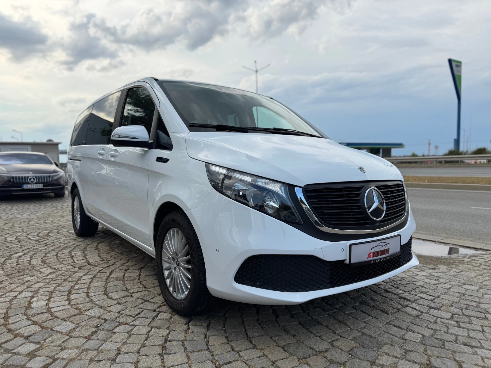 Mercedes-Benz EQV 300 Long , снимка 1