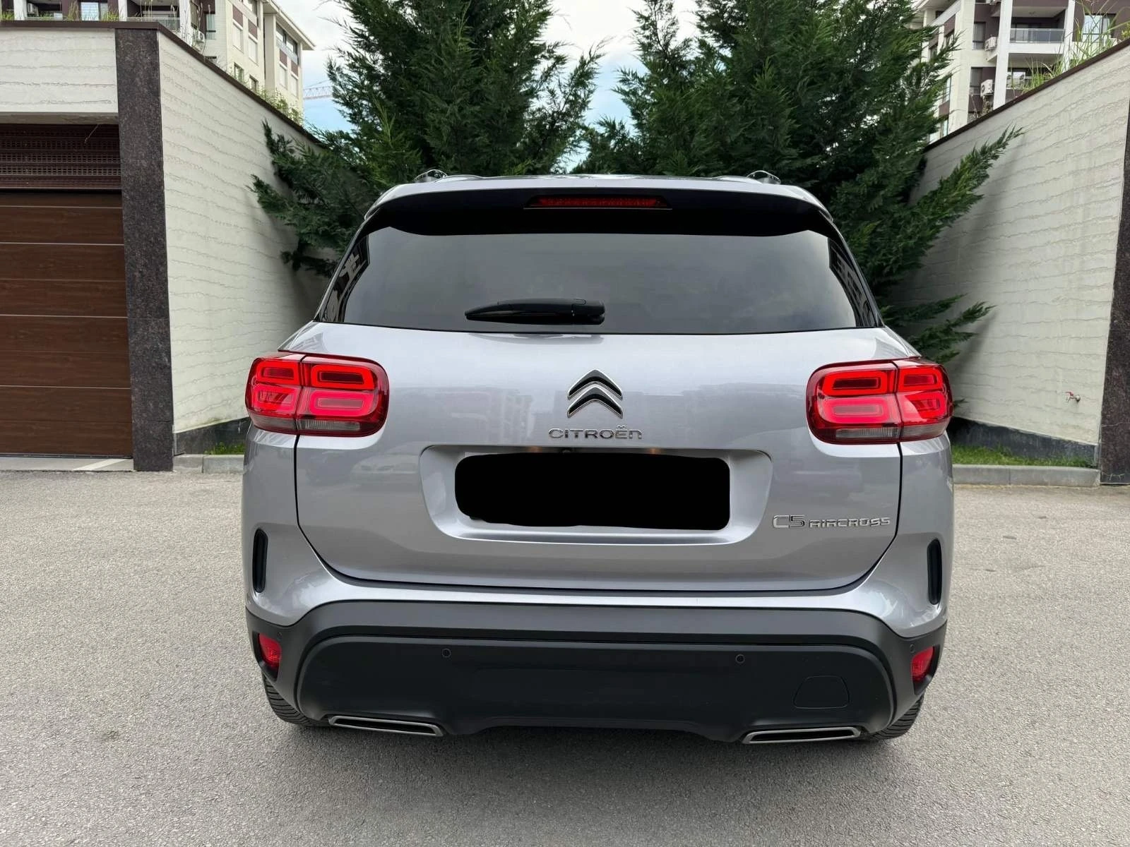 Citroen C5 Aircross 1.6i 181к.с. SHINE Всички екстри 8степенен автомат - изображение 5