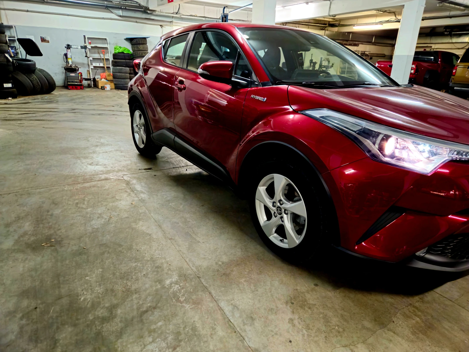 Toyota C-HR 1.8 Centar - изображение 7