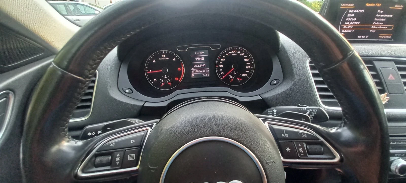 Audi Q3 2.0  TDI 4x4 | Mobile.bg   14