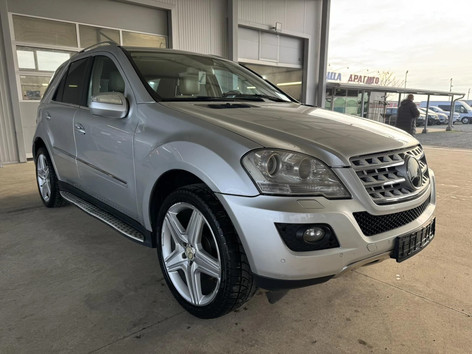 Mercedes-Benz ML 420 306ps* 4M* 3xTV* PREMIUM* DISTRONIC* FULL | Mobile.bg   7