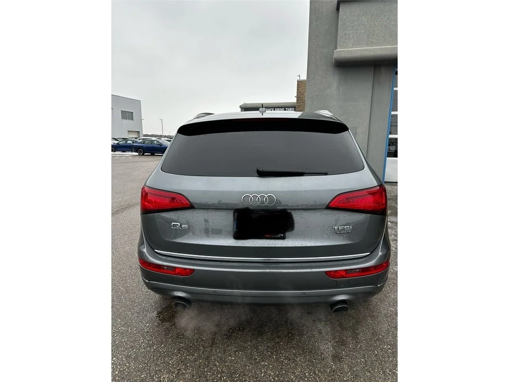 Audi Q5 * quattro 4dr 2.0T Technik * CARFAX * ЦЕНА ДО БГ - изображение 4