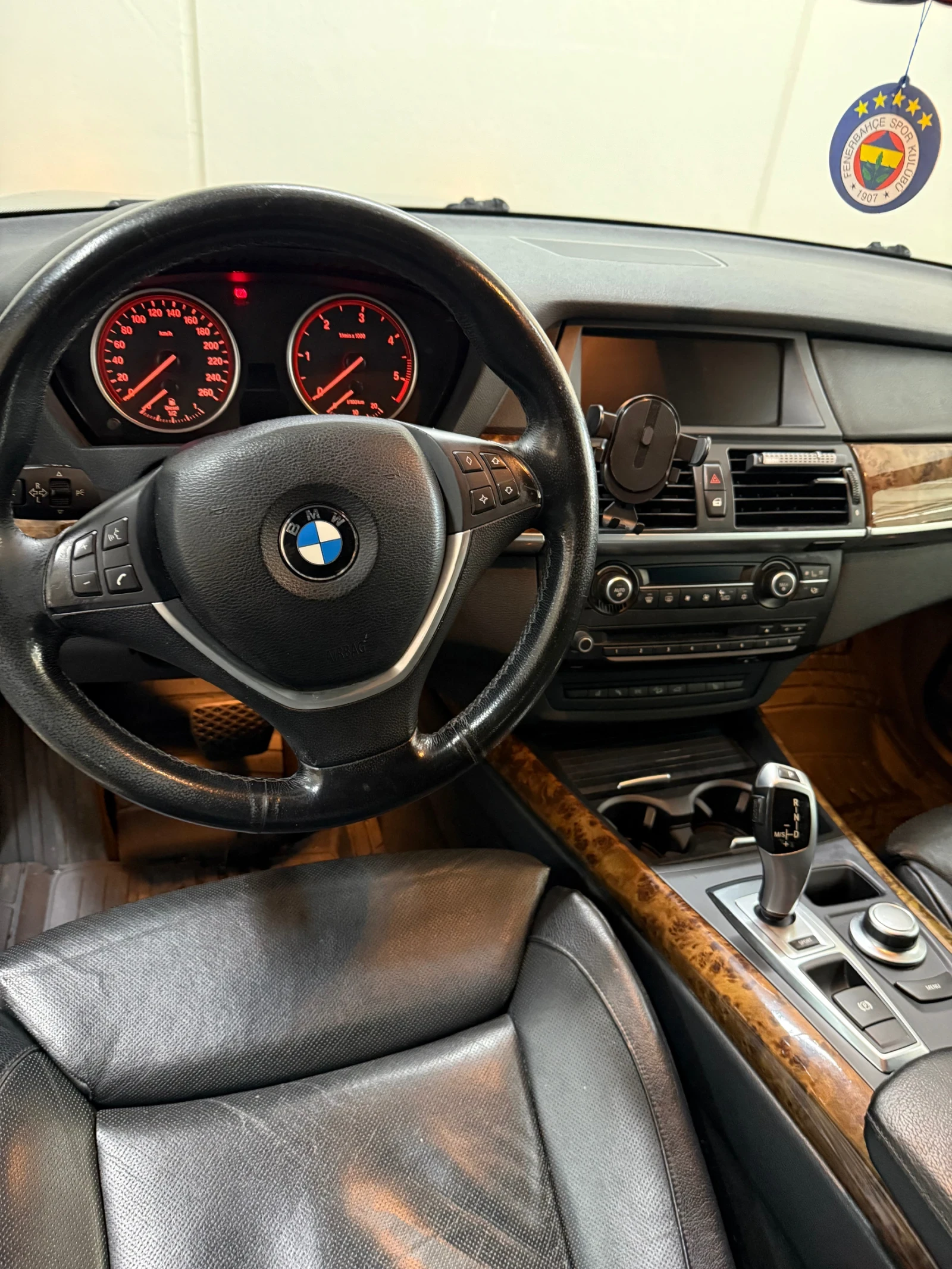 BMW X5  - изображение 2