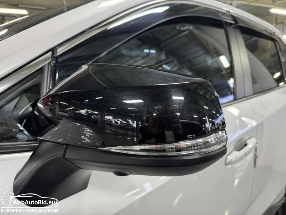 Toyota Rav4, снимка 7 - Автомобили и джипове - 54400582