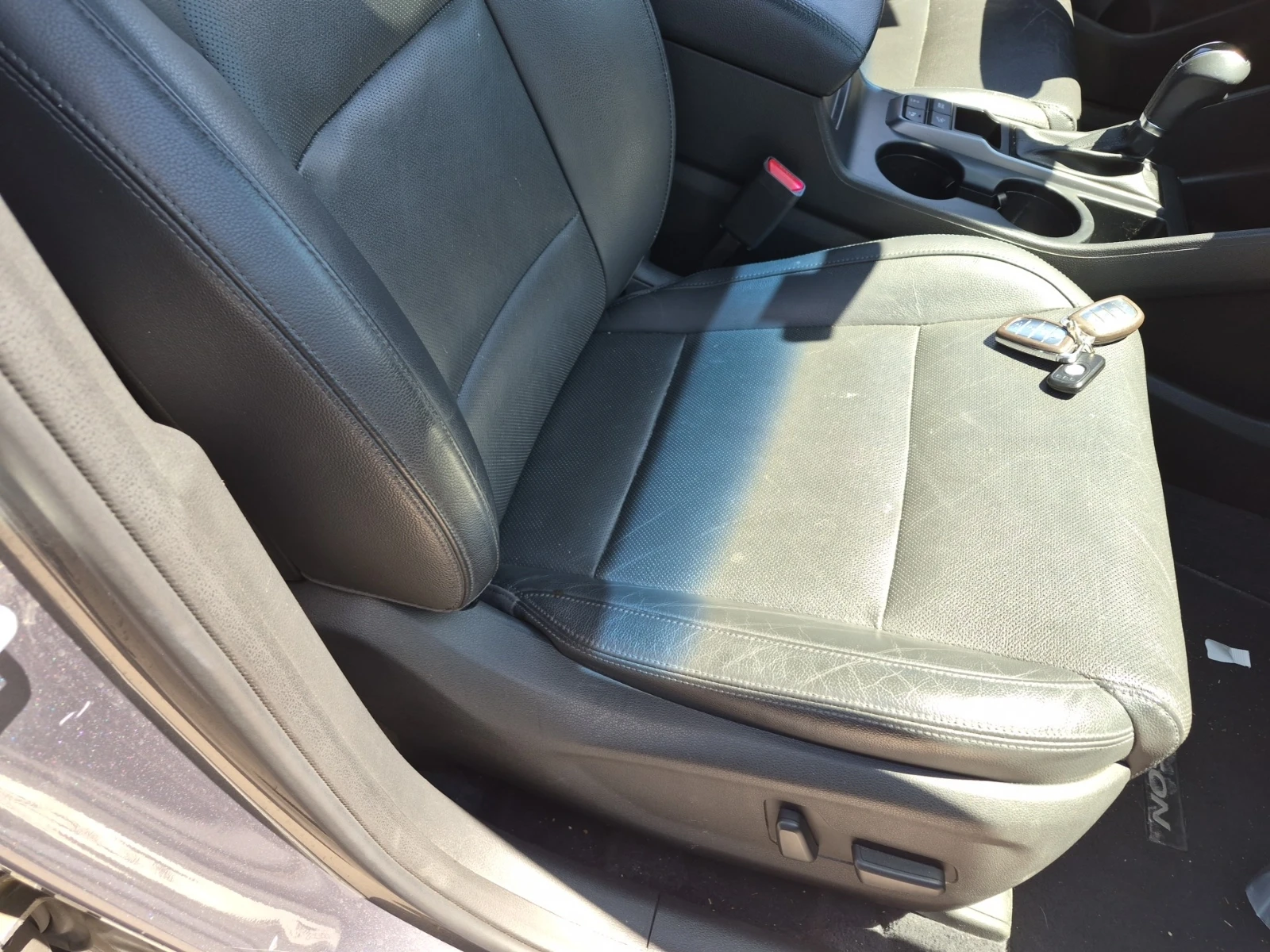 Hyundai Tucson ULTIMATE, снимка 12 - Автомобили и джипове - 55017926