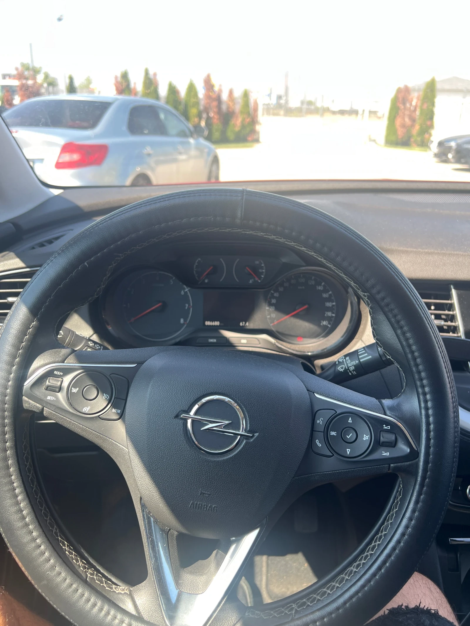Opel Grandland X 1.2i/130кс/АВТОМАТИК/ЛИЗИНГ, снимка 12 - Автомобили и джипове - 55456670