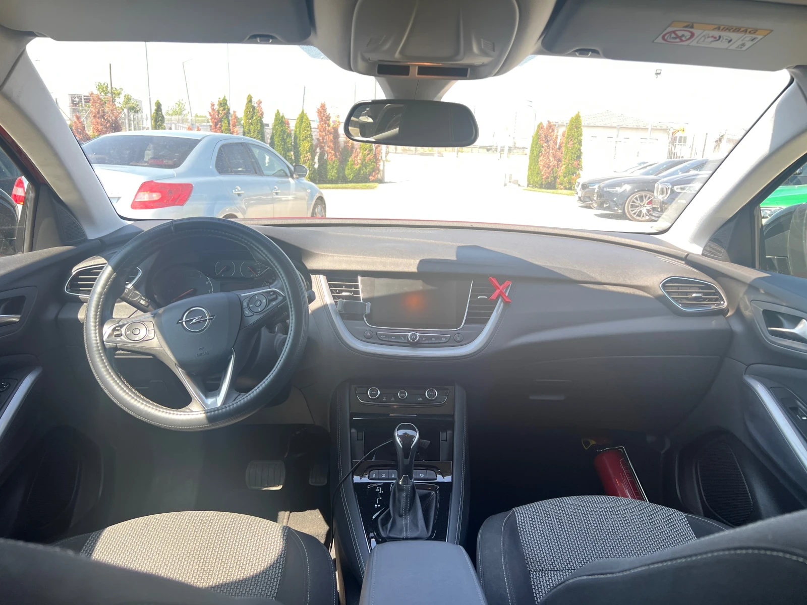 Opel Grandland X 1.2i/130кс/АВТОМАТИК/ЛИЗИНГ, снимка 9 - Автомобили и джипове - 55456670