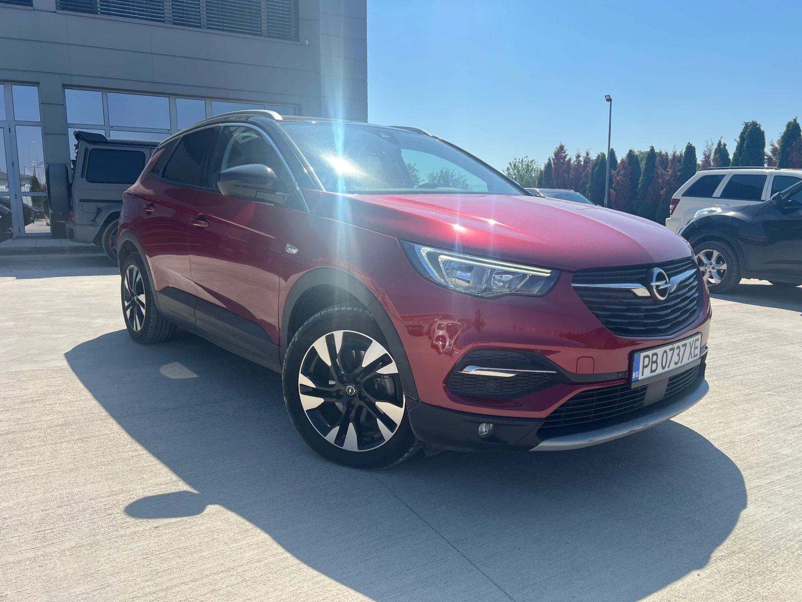 Opel Grandland X 1.2i/130кс/АВТОМАТИК/ЛИЗИНГ, снимка 3 - Автомобили и джипове - 55456670