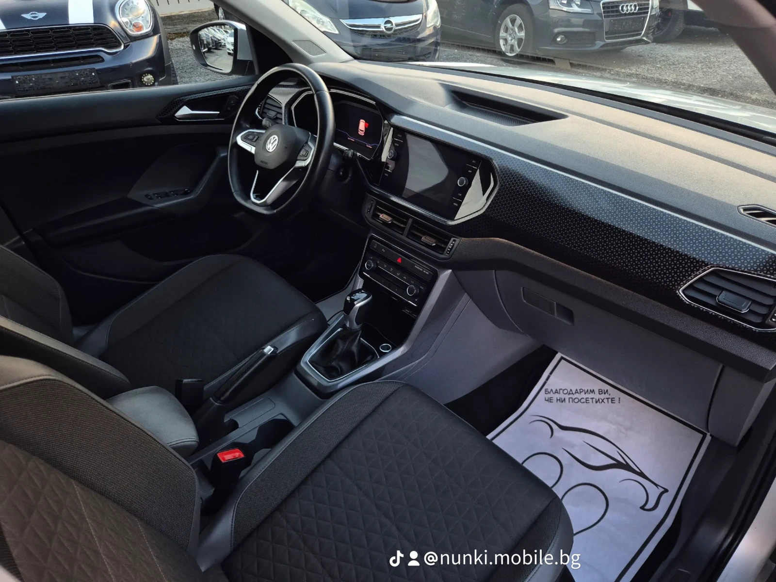 VW T-Cross 1.6TDI* DSG* NAVI* DIGITAL* FULL LED* LANE ASS* DI, снимка 15 - Автомобили и джипове - 55567867