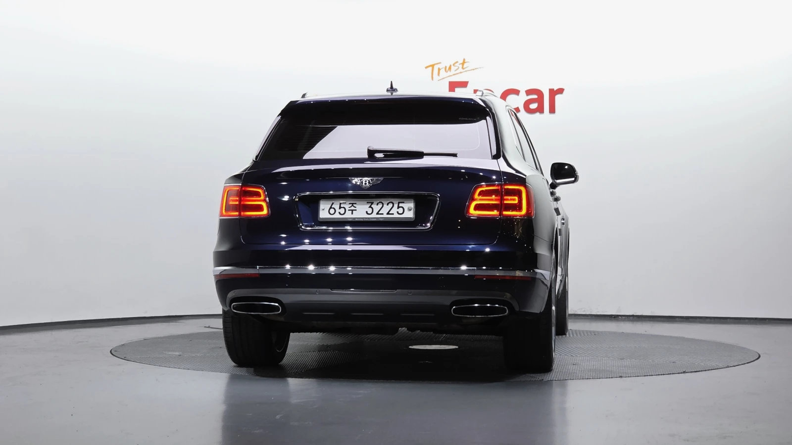 Bentley Bentayga W12* ОБДУХВАНЕ* SOFT CLOSE* 360* КРАЙНА ЦЕНА, снимка 4 - Автомобили и джипове - 55593639