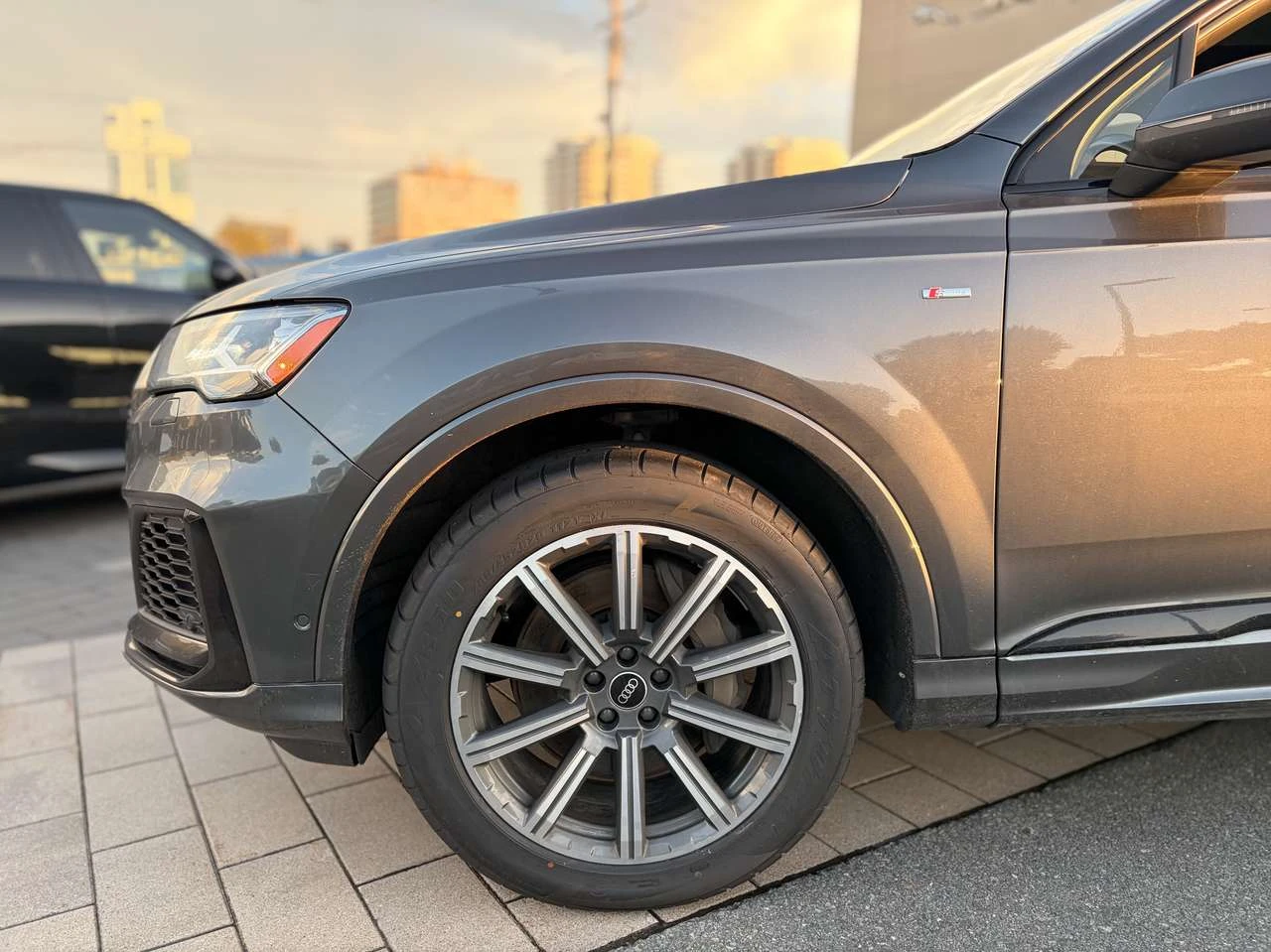 Audi Q7 Progressiv, снимка 5 - Автомобили и джипове - 56528087