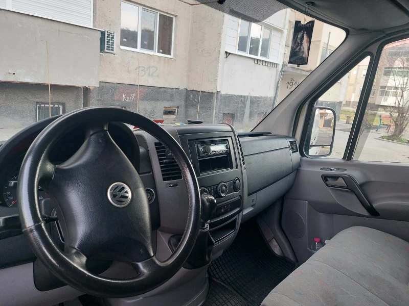 VW Crafter 2.5 TDI, снимка 4 - Бусове и автобуси - 52846423