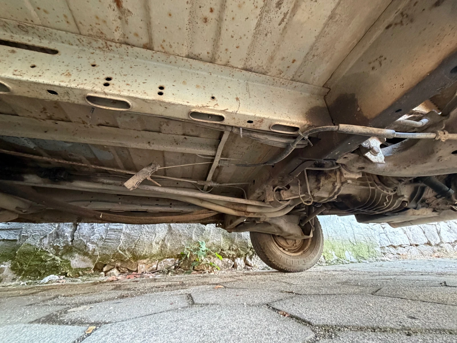 VW T3 1.7 D, снимка 13 - Бусове и автобуси - 56534561