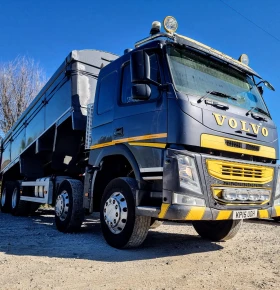 Volvo Fm 8x4 самосвал/зърновоз, снимка 1