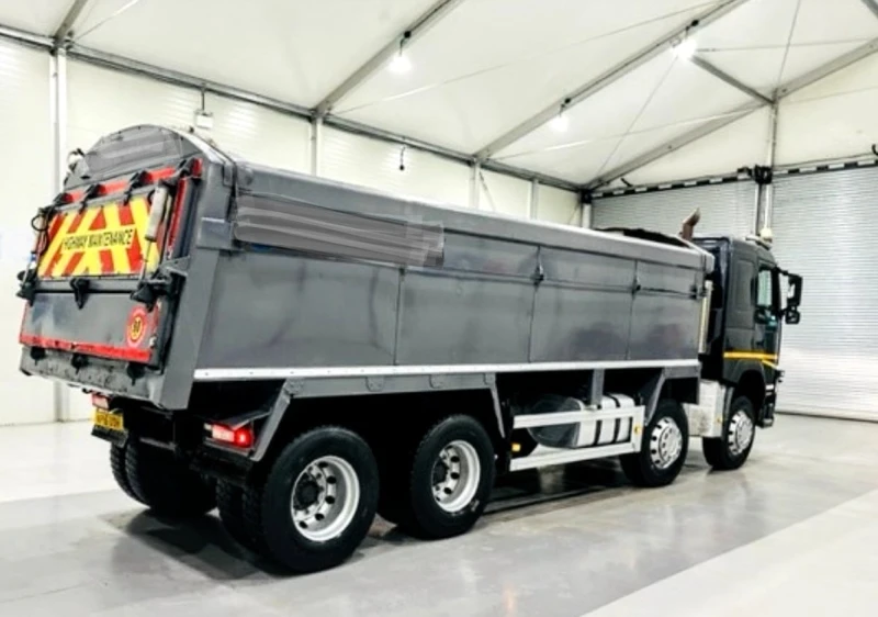 Volvo Fm 8x4 самосвал/зърновоз, снимка 9 - Камиони - 47242906