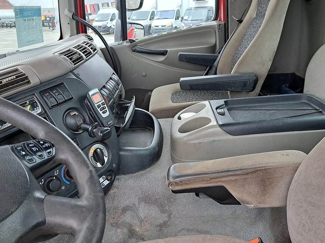 Daf 85 CF460 - изображение 10