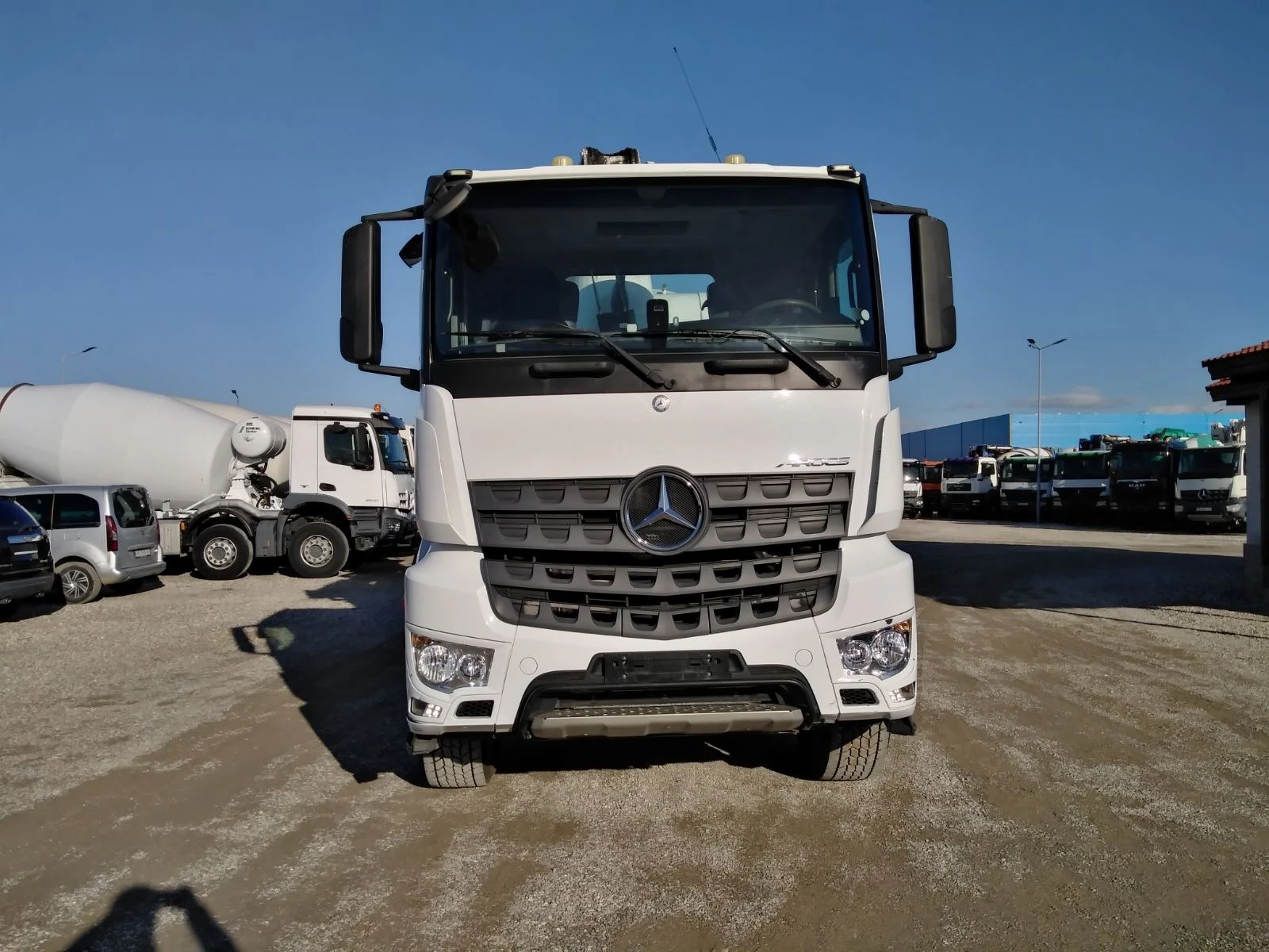 Бетон помпа Mercedes-Benz AROCS 3245 SCHWING FBP24-125 - изображение 2