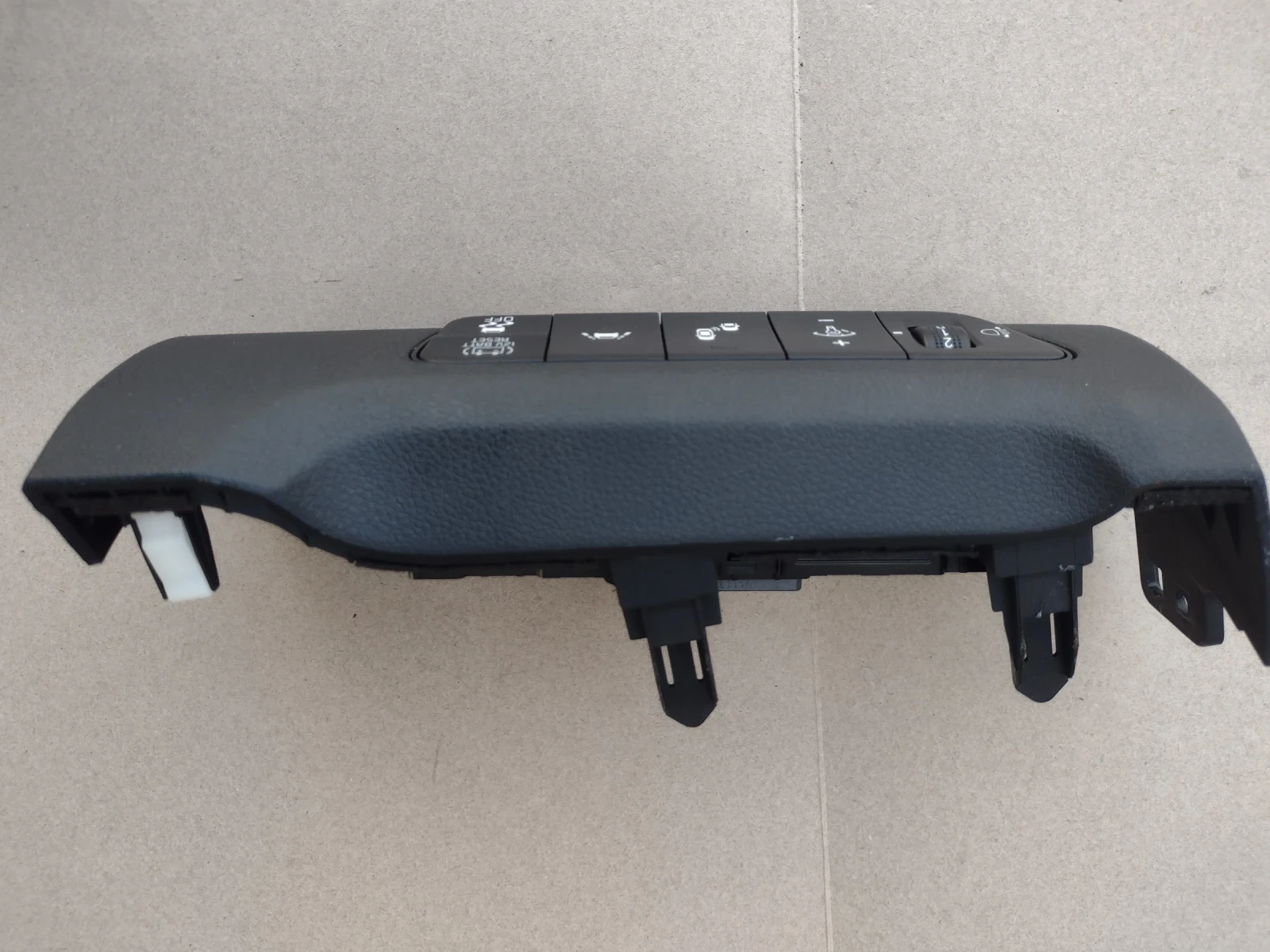 93700-G5EH0WK   / KIA NIRO 1.6 GDI HYBRID  93700G5EH0WK  84760G5AA0WK | Mobile.bg   5