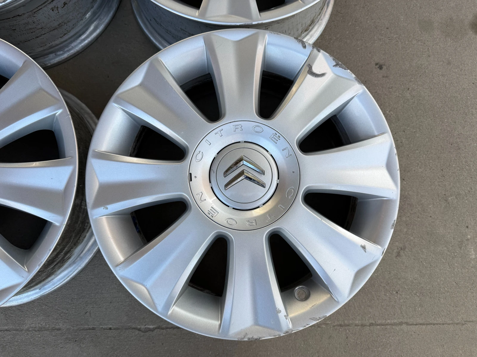 Джанти, снимка 4 - Гуми и джанти - 53836841