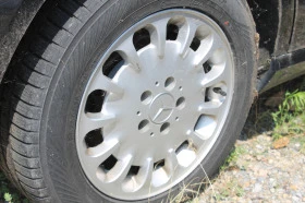 Mercedes-Benz E 220 196000KM. НА ЧАСТИ, снимка 13