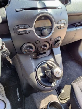Mazda 2, снимка 17