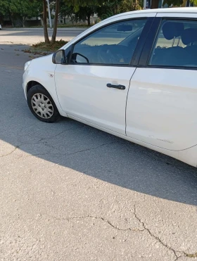 Hyundai I20, снимка 4
