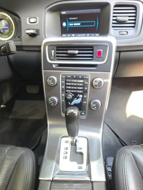 Volvo S60 Внос от Швейцария, снимка 16