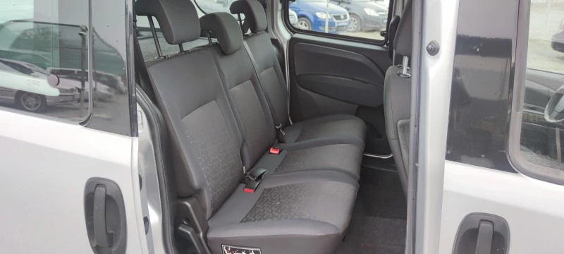 Fiat Doblo 1.4i, снимка 7 - Автомобили и джипове - 43099597